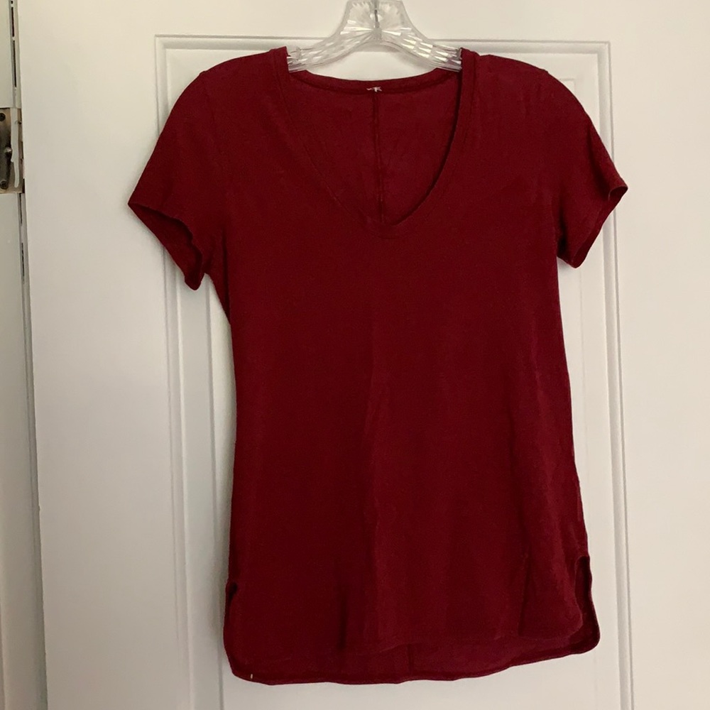 Lululemon tee